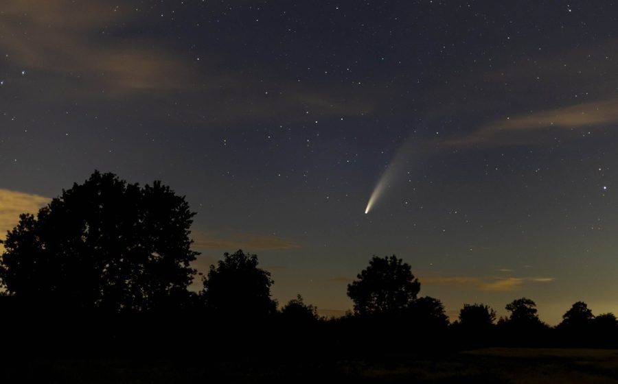 El cometa alcanzará en los próximos días su acercamiento máximo a la Tierra, a poco más de 35 millones de kilómetros.-