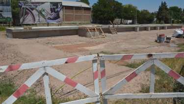 El municipio buscará habilitar la parada de trenes en el aeropuerto (foto Yamil Regules)