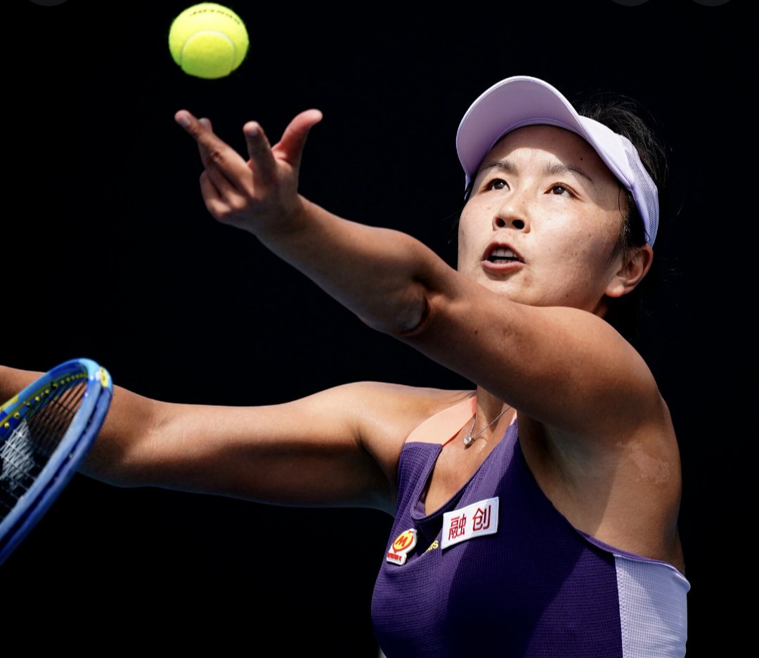 Peng Shuai, la tenista china que denunció ser violada por un funcionaria. 