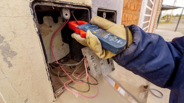 Desde la empresa comunicaron que los trabajos solo se hacen en la vía pública. Foto archivo.