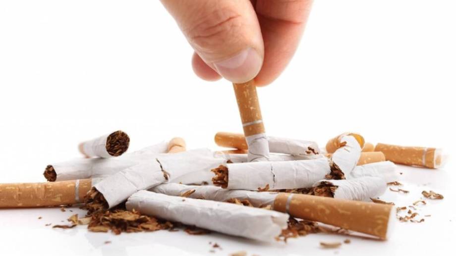 A partir del próximo año, las personas nacidas desde 2008 tendrán prohibido consumir tabaco. 