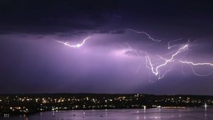 Hay alerta por tormentas eléctricas en Bariloche: piden precaución y seguir las recomendaciones