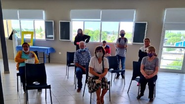 Aplicarán primeras, segundas y terceras dosis en el vacunatorio central de Regina