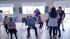 Así será el cronograma de vacunación contra el covid-19 el jueves y viernes en Regina