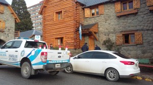 Muerte en una comisaría de Bariloche: hay una investigación interna y otra judicial