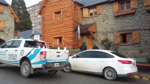 Muerte en una comisaría de Bariloche: hay una investigación interna y otra judicial
