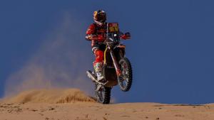 Kevin Benavides terminó cuarto en el prólogo de motos en el Dakar