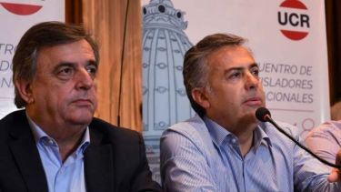 Duras críticas opositoras por la postergada reunión con Guzmán: “Se encaminan al abismo”