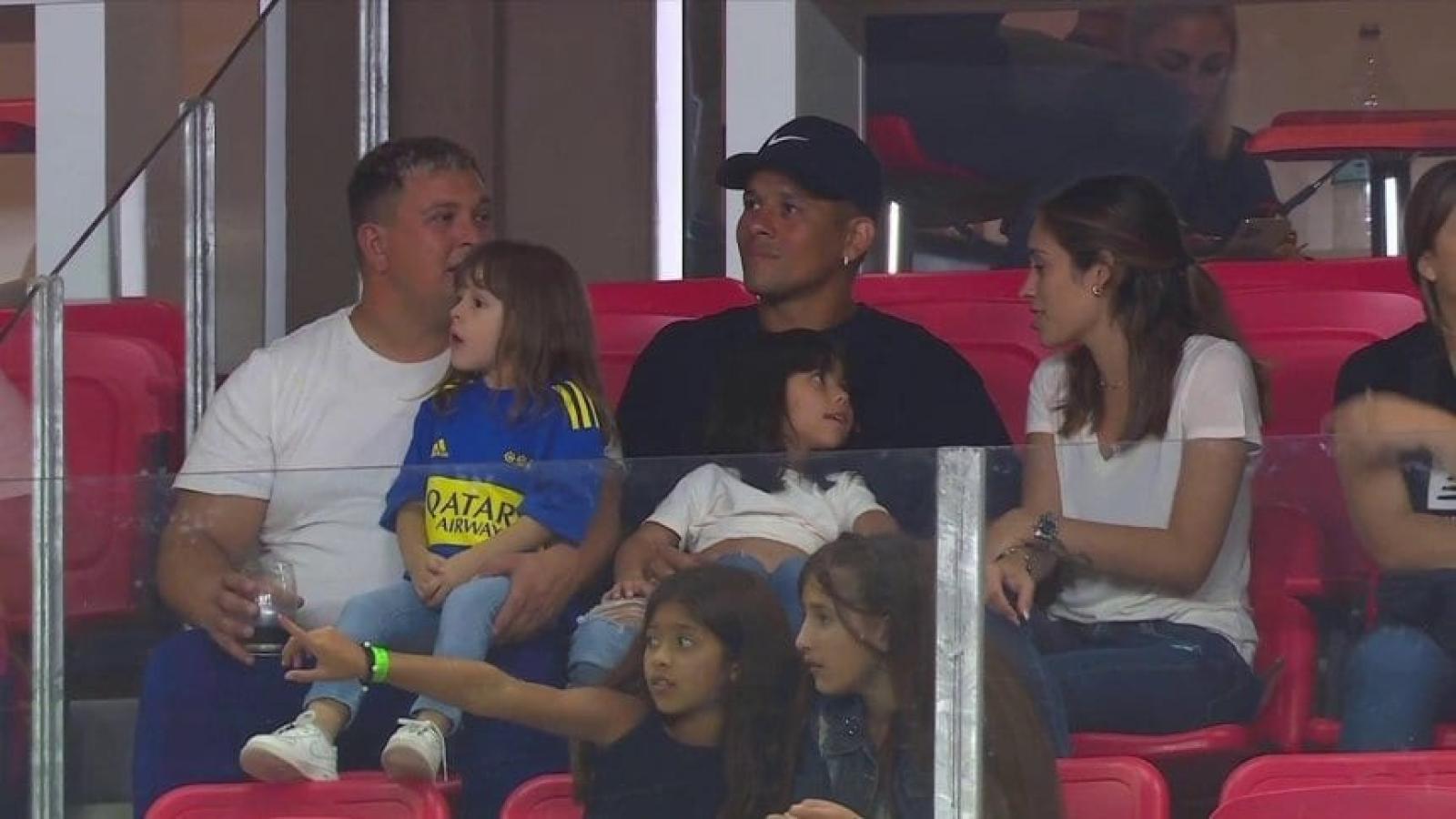 Robaron la casa de Rojo mientras miraba el partido de Boca con su familia.