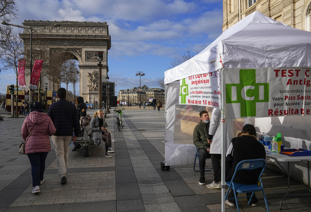 Francia registró un nuevo récord de casos de coronavirus. (Foto: AP)