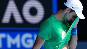 Caso Djokovic: Australia vuelve a cancelar la visa y la Justicia frena su deportación