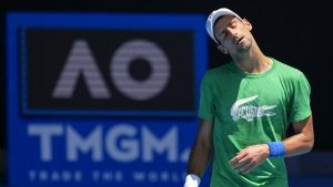 Djokovic fue incluido en el sorteo del Abierto de Australia pese a su posible deportación