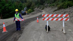 Fuerte malestar en Villa Traful por los cortes de la ruta 65: el turismo cayó un 80%