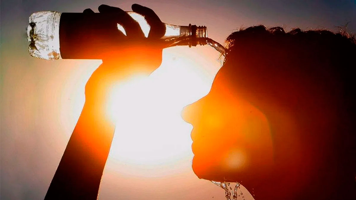 Recomiendan mantenerse hidratado a pesar de no tener sed y evitar exponerse al sol entre las 10 y las 16. Foto: (Archivo)