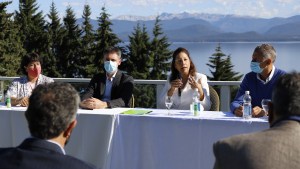 Carreras afianza lazos con el CFI y acuerda más aportes