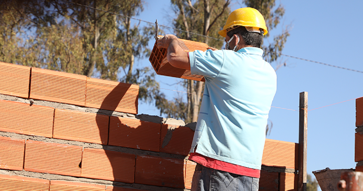 La construcción es la actividad que marca un sostenido crecimiento en Neuquén. (Archivo)