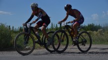 Imagen de Triatlón de Cervantes: Francisco Moisés ganó en espectacular remontada
