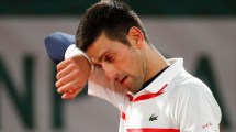 Imagen de Djokovic vive horas decisivas para saber si juega en Australia