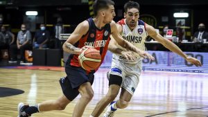 El neuquino Pérez Tapia la rompe en la Liga Nacional de básquet