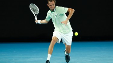 Medvedev busca las semifinales del primer Grand Slam del año. 