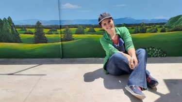 "Hasta el momento, hice unos 30 murales e intervenciones en Plottier, Neuquén, Villa Regina y China Muerta", dice Florencia.