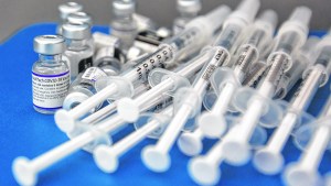 El virus y la economía seguirán marcando el 2022