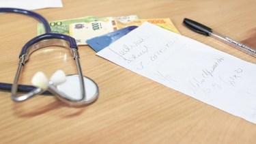 Obras sociales privadas encontraron en el ingreso a la oferta de prestadores la forma de ponerle coto al costo de la salud. (Juan Thomes)