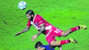 River no para de sumar refuerzos: Elías Gómez es la sexta cara nueva del equipo de Gallardo