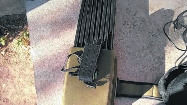 Estiman que el equipo había sido robado en Chile hace dos años. Es capaz de inhibir señales de todo tipo a varios metros de distancia.
