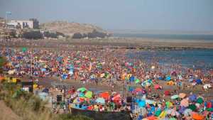 Verano 2023: ¿Por qué será más caro vacacionar en Argentina tras el nuevo dólar Qatar?