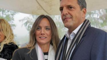 El candidato a Presidente y su esposa Malena Galmarini.   