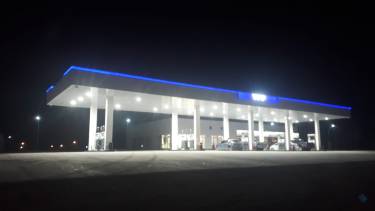 La nueva estación de expendio de combustibles quedó emplazada a la vera de la ruta nacional 23, en cercanías del acceso a Valcheta. Foto: gentileza. 