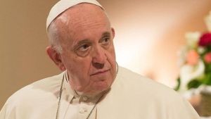El papa Francisco aseguró que la Iglesia Católica no rechaza a los homosexuales