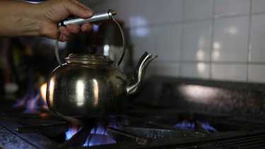La prueba de la pava con agua es el mejor experimento casero para conocer el poder del gas.