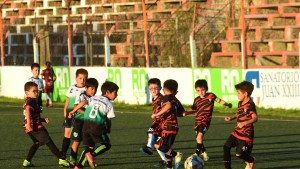 La categoría central del Mundialito juega las semifinales en el Luis Maiolino