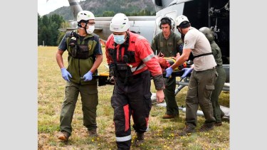 Los heridos fueron trasladados en helicóptero. Foto: Gentileza Parque Nacional Lanin