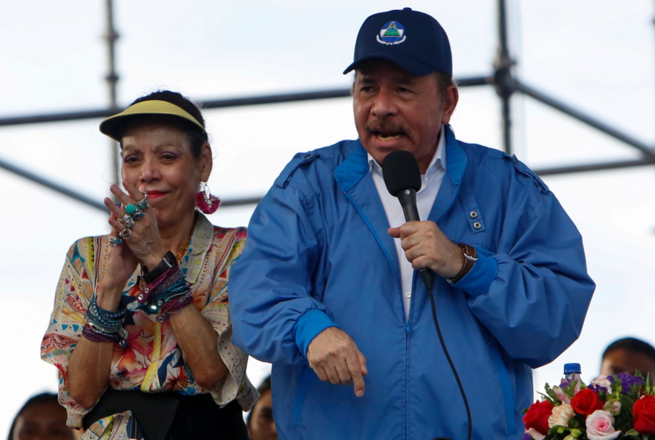 Daniel Ortega y su esposa Rosario Murillo asumen por cinco años.