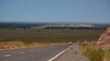 Del gas al viento. Desde Capex apuestan a sumar energías limpias en su yacimiento hidrocarburífero Agua del Cajón. (Foto: Yamil Regules)