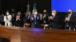 Fernández: «Estamos remediando el fracaso del plan energético del Gobierno anterior»