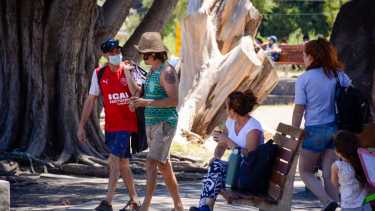 Inédito: la ola de calor generó que las temperaturas en cordillera fueran más altas que en la zona este rionegrina. Foto: Patricio Rodríguez.-
