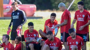 Quinto día de River en San Martín: puertas cerradas, mercado abierto