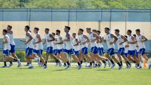 Boca entrena sin refuerzos y con varias bajas por coronavirus