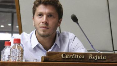 El diputado hizo el anuncio por redes sociales y fue tildado de "populista".