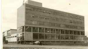 Un día los ladrillos llegaron más lejos que las cartas en Neuquén