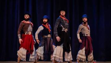 Bailarines de Cutral Co y Huincul en Laborde 2022 (Foto: gentileza)