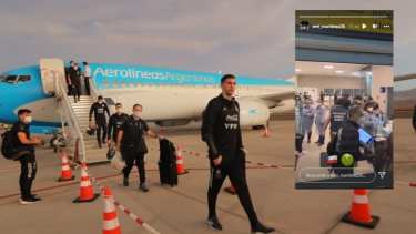 El arquero publicó una polémica imagen al llegar a Chile.