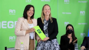 La cesión de tierras de Cerro Policía a Fortescue fue la última medida que firmó Carreras