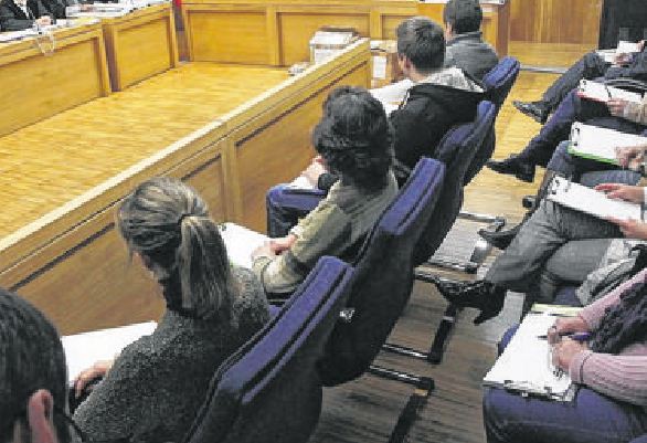 Juicio por jurados y la crisis de legitimidad judicial - Diario Río Negro