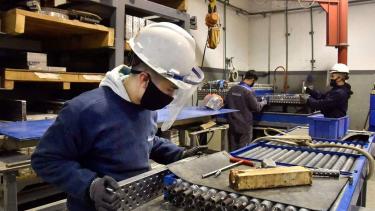 Prorrogan líneas de crédito blando para pymes