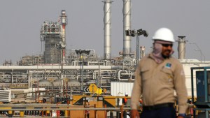 Presionan a la OPEP para que aumente la producción de petróleo